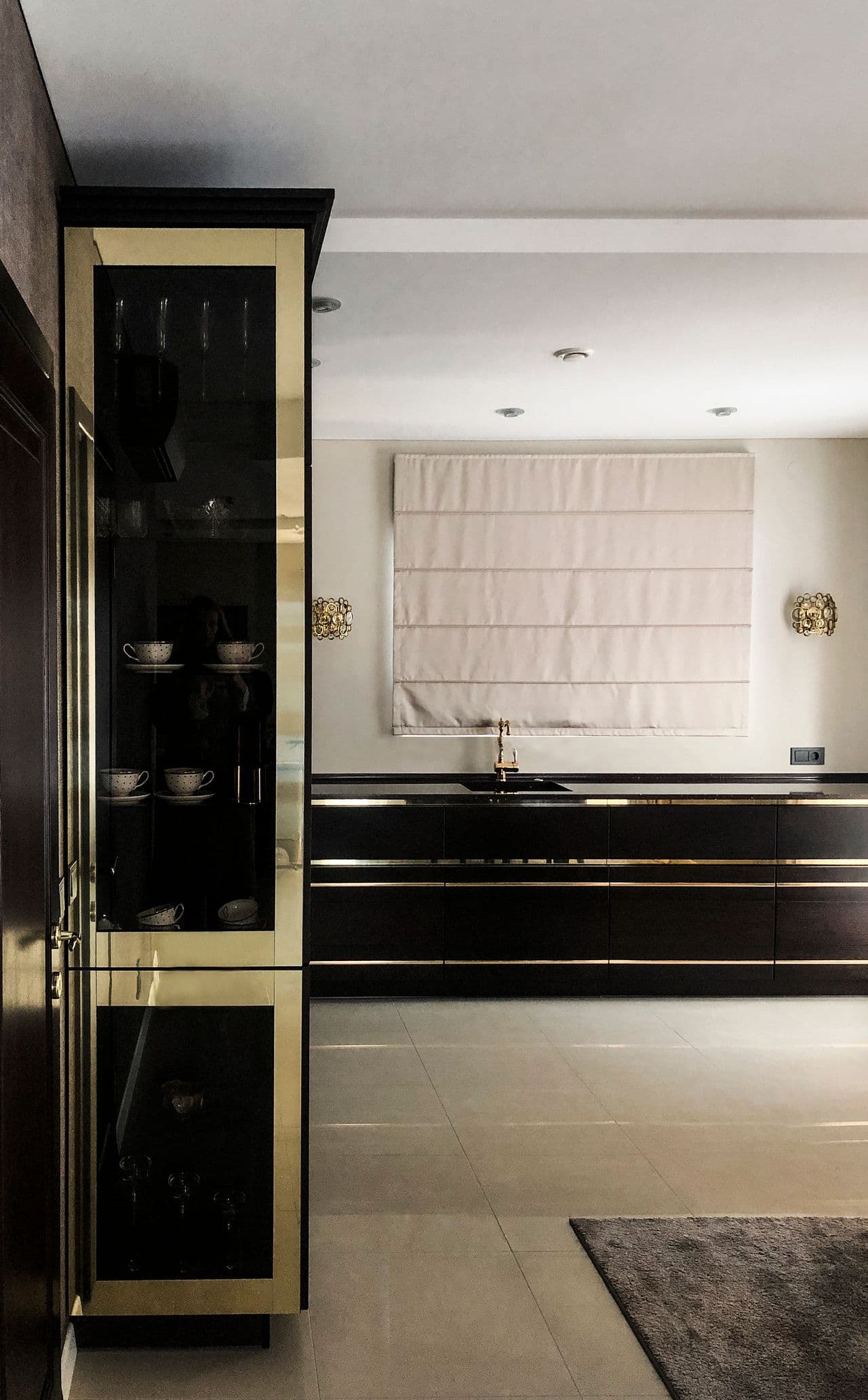 BALDŲ PROJEKTAS Auksas interjere - 001.jpg