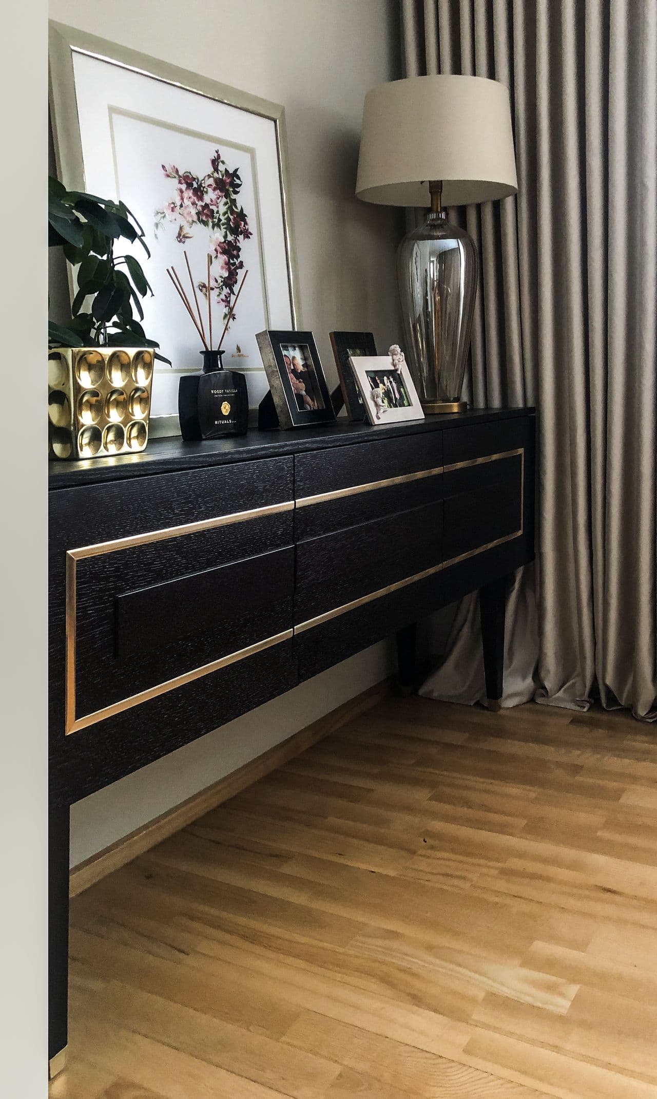 BALDŲ PROJEKTAS Auksas interjere - 003.jpg