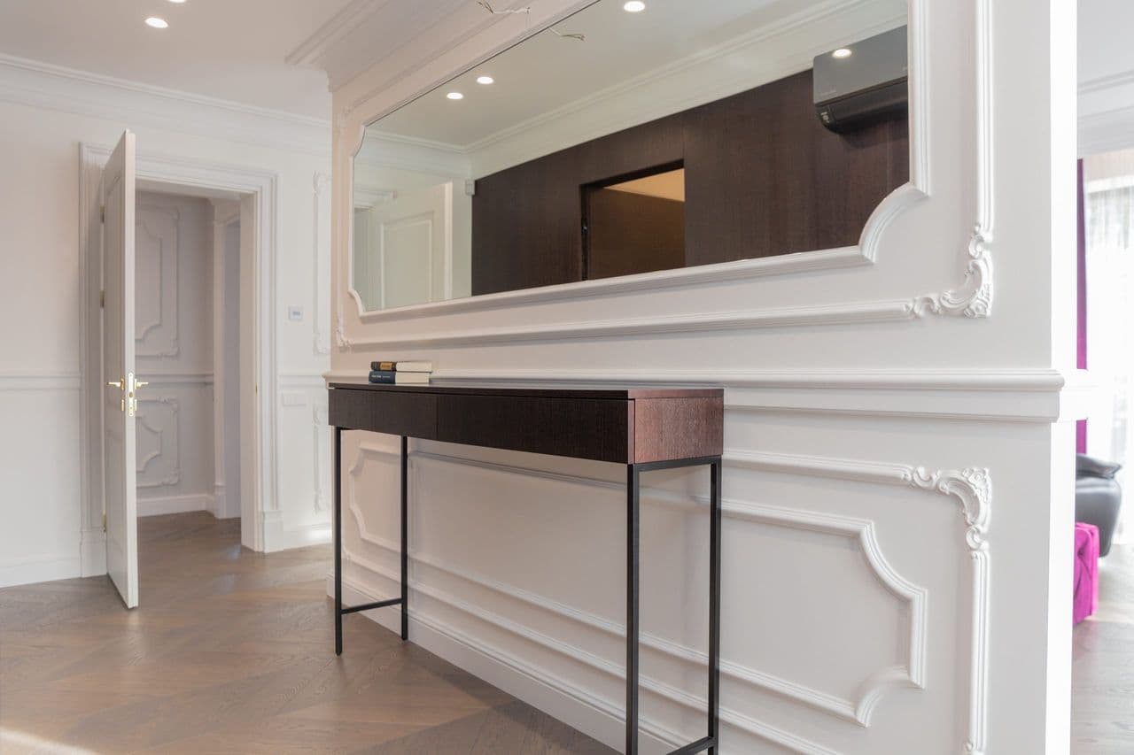 Violetinė moderni klasika - 015.jpg