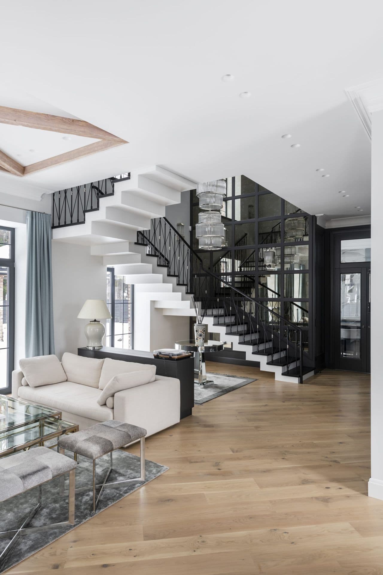 Viduržemio jūros įkvėptas interjeras - 019.jpg