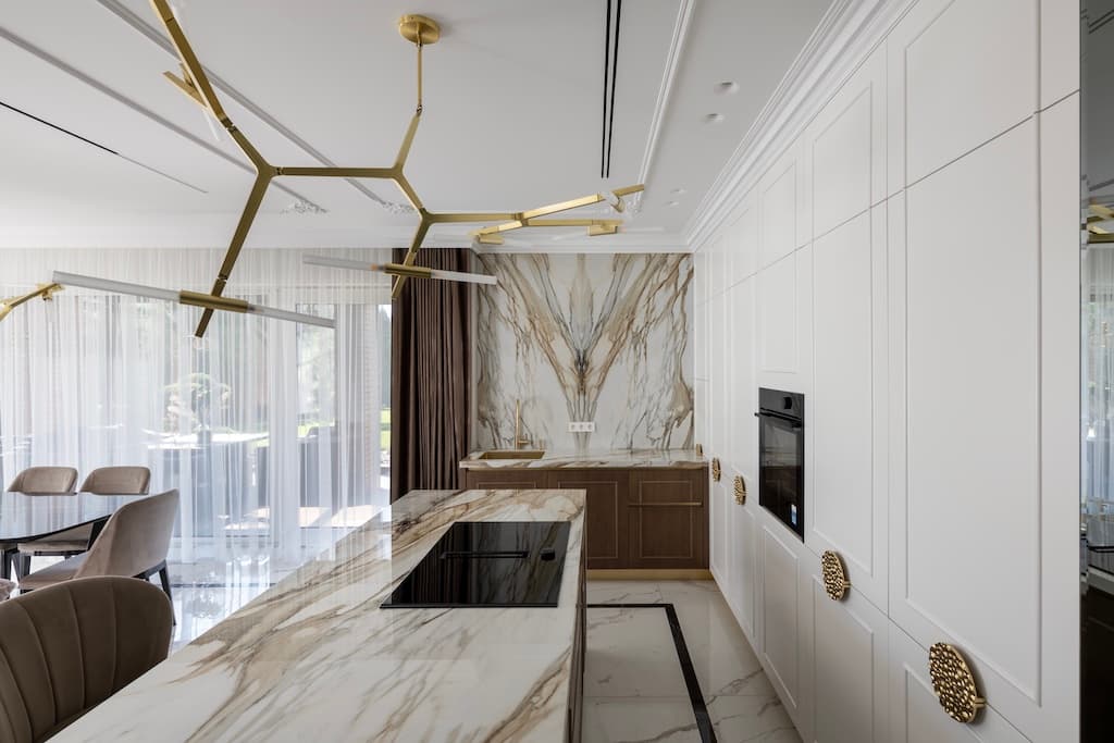 Privatus gyvenamasis namas White marble - 019.jpg