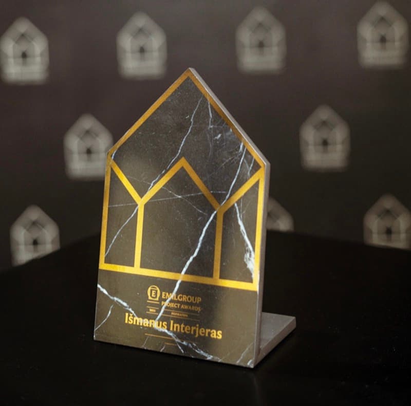 Awards & exhibitions 3